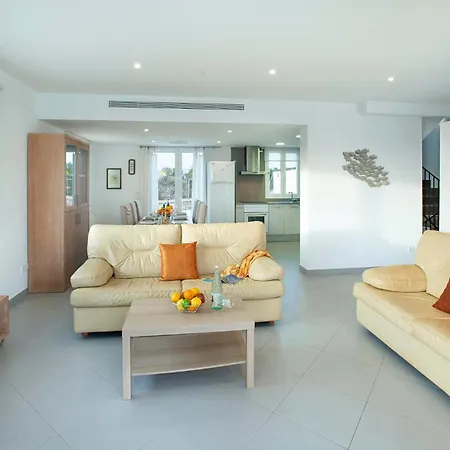 Marinella Blanca By Vintage Travel Villa Cala D´Or